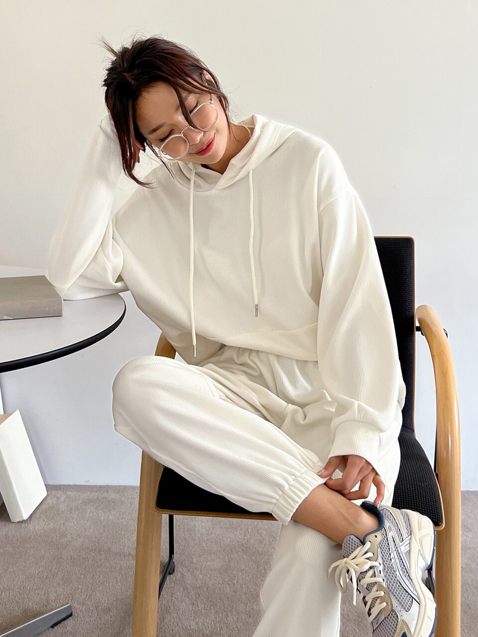 Drop Shoulder Drawstring Hoodie & Sweatpants Tracksuits Women Set
