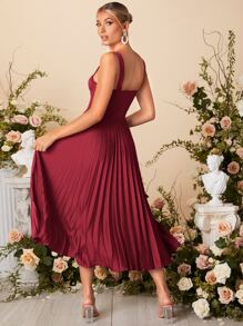 SHEIN Belle 百褶緊身上衣吊帶裙伴娘禮服