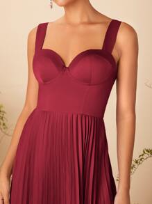 SHEIN Belle 百褶緊身上衣吊帶裙伴娘禮服