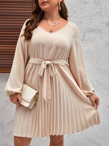 SHEIN Clasi Đầm Plus Size Thắt lưng Xếp li màu trơn Giải trí - Màu be - Xem 1
