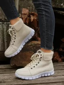 字母貼飾前綁帶仿麂皮雪地靴 - 米色 - 查看 2