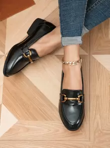 2025 Autumn Women's Metal Decor Slip-On Loafers, Fashionable Outdoor Flat Shoes - Black - View 4