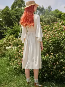 ROMWE Fairycore 素色胸部褶皺荷葉袖洋裝 - 米色 - 查看 5