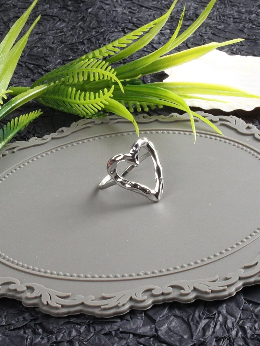 Anillo con adorno de corazón