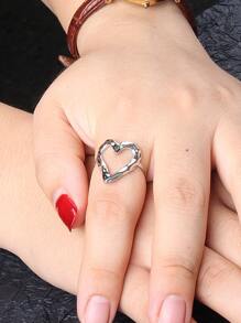 Anillo con adorno de corazón