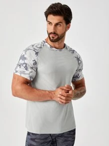 Manfinity Fitness Hombres Camiseta deportiva con estampado de camuflaje de manga raglán - Gris - Ver 3
