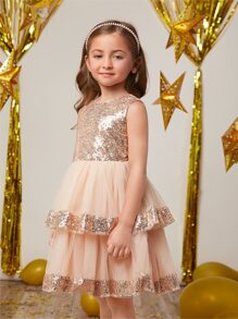 SHEIN 年輕女孩們毛茸茸斗篷外套和亮片拼接多層下擺網紗派對禮服 - 彩色 - 查看 6