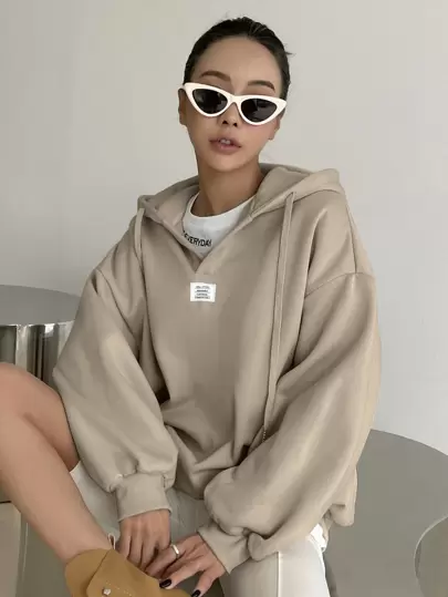 DAZY 女士秋季字母图案抽绳连帽保暖内衬卫衣