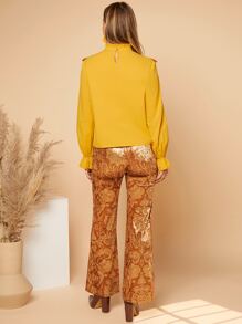 褶邊水溶蕾絲拼接上衣