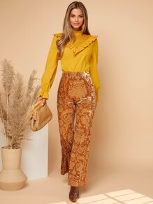 褶邊水溶蕾絲拼接上衣