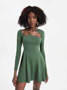 Criadora Cut Out Asymmetrical Shoulder Flare Hem Dress - Green - View 5