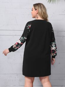 EMERY ROSE Vestido con estampado floral de manga raglán - Negro - Ver 2