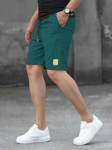 Manfinity Homme Loose Fit Men's Letter Patch Drawstring Waist Shorts - Dark Green - View 4