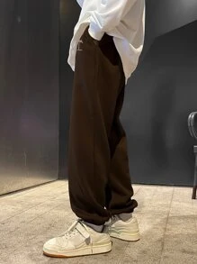 Manfinity Hypemode Men Tropical And Letter Graphic Joggers - Coffee Brown - View 2