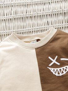 SHEIN Young Boy Cartoon Face Print Two Tone Sweatshirt & Sweatpants - Multicolor - View 3