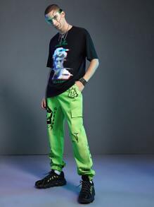 ROMWE MEN Cyber Life Hombres Pantalones cargo con estampado de dibujos animados con bolsillo con solapa - Verde - Ver 5