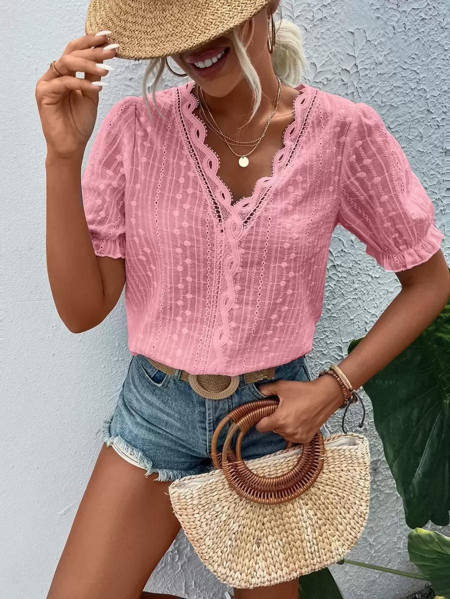 Breezaya Blusa con bordado con ojal con encaje en contraste de manga farol - Rosa - Ver 1
