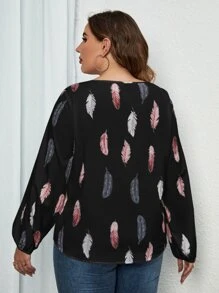 SHEIN LUNE Plus Feather Print Keyhole Neckline Blouse - Black - View 2