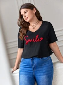 SHEIN Frenchy Áo thun Plus size Đắp vá Tim Lá thư Giải trí - màu đen - Xem 1