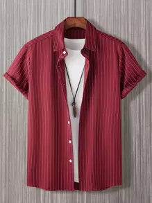 Manfinity Homme Hombres Camisa de rayas con botón delantero sin camiseta - Burdeos - Ver 1