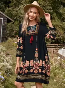 EMERY ROSE Embroidery Floral Detail Tassel Knot Front Dress - Multicolor - View 1