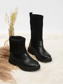 女童時尚保暖襪子和靴子