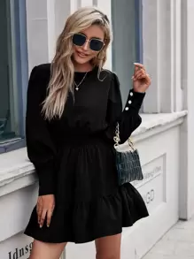 Vestido unicolor de espalda con abertura de ojo bajo con fruncido con diseño de botón - Negro - Ver 3