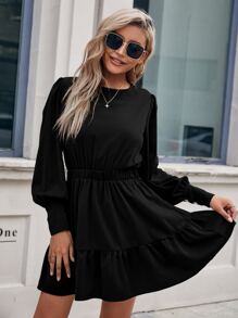 Vestido unicolor de espalda con abertura de ojo bajo con fruncido con diseño de botón - Negro - Ver 5