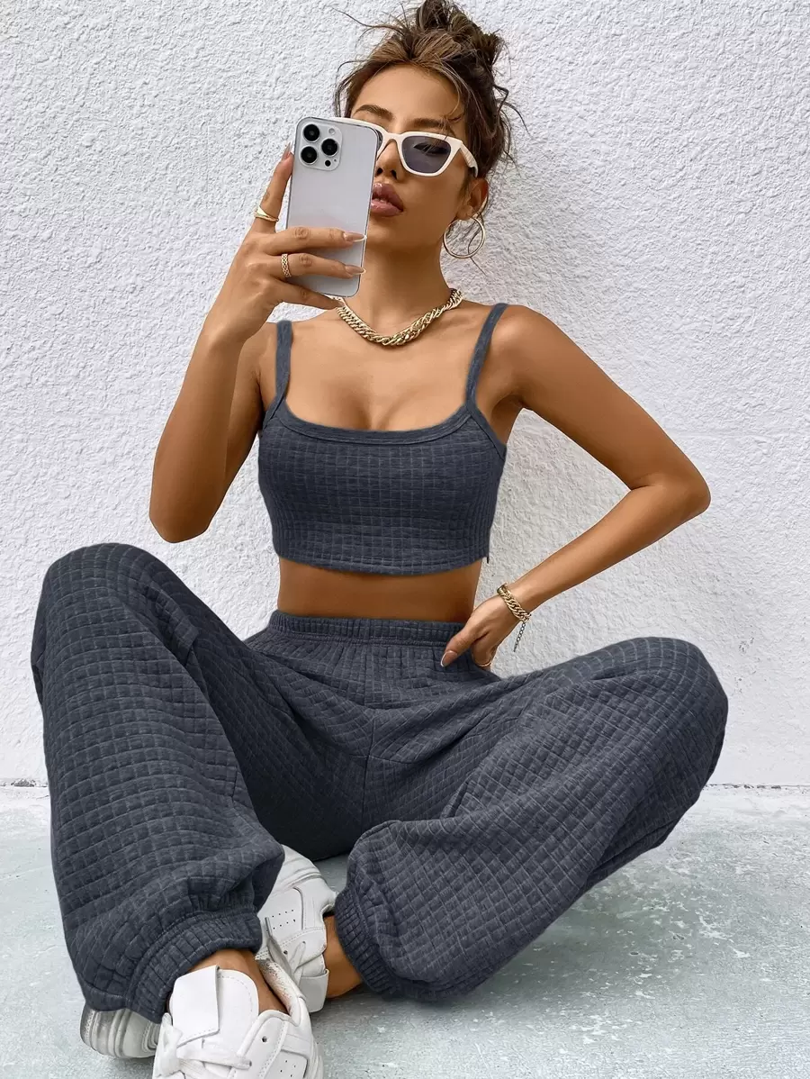 SHEIN EZwear 吊帶短上衣和運動褲 - 深灰色 - 查看 1