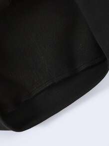 ROMWE MEN Guys Letter & Graphic Print Kangaroo Pocket Drawstring Hoodie - Black - View 5