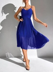 SHEIN Tall 素色百褶下擺吊帶連衣裙 - 寶藍色 - 查看 3