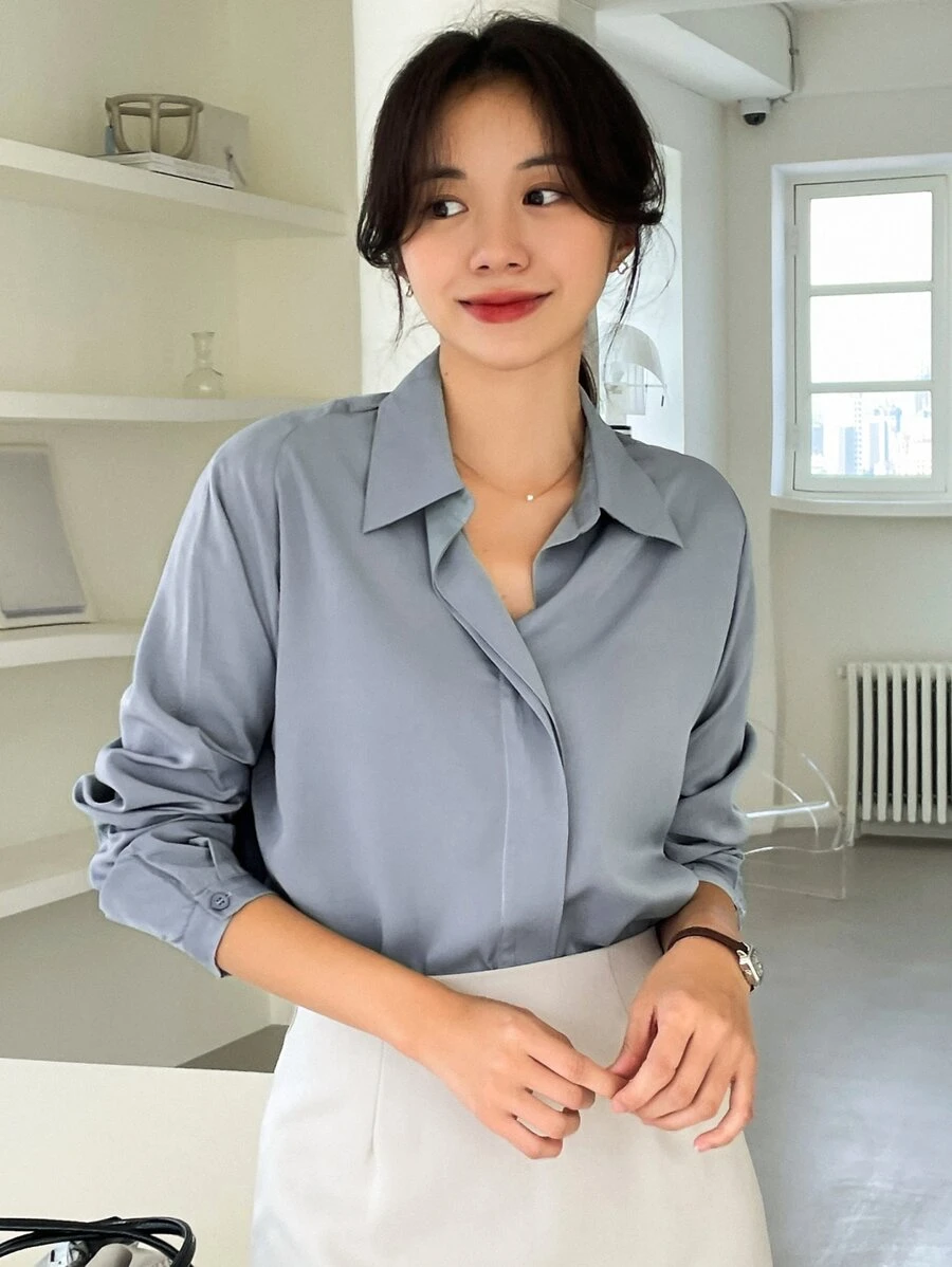 DAZY Áo sơ mi nữ Nút màu trơn Thanh lịch - Màu xanh bụi bặm - Xem 1