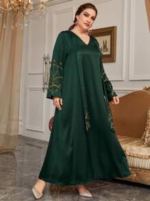 Modelyn Plus Tie Neck Plant Embroidery Dress - Dark Green - View 5