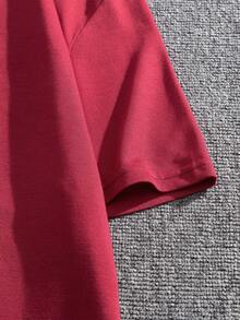 Manfinity Homme Men Letter Print Round Neck Tee - Burgundy - View 3