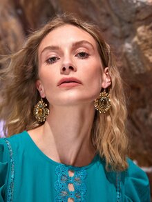 Pendientes largos con diseño de flor - Amarillo Oro - Ver 8