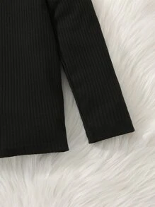 Young Girl Ribbed Knit Tee & Flap Pocket Pants