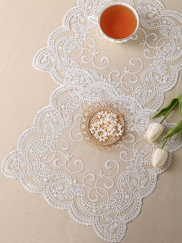 1pc/4pcs New Lace Placemats, Suitable For Kitchen, Dining Room, Living Room, Tablecloth Decor, Teapot Decor, Square Floral Embroidered Mesh, Heat-Resistant, Scratch-Resistant, Dust-Proof, Applicable For Wedding, Party, Gift, Birthday, Christmas