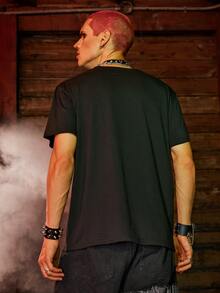 ROMWE MEN WB Horror | ROMWE Guys Letter & Cartoon Graphic Tee - Black - View 6