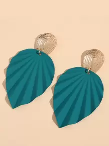 Textured Leaf Drop Earrings - Green - View 4