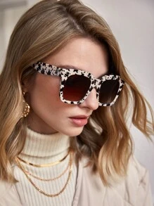 BizChic Rivet Detail Square Frame Fashion Glasses - Multicolor - View 3