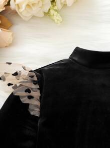 SHEIN Baby Heart Print Mesh Panel Ruffle Trim Velvet Dress - Multicolor - View 6