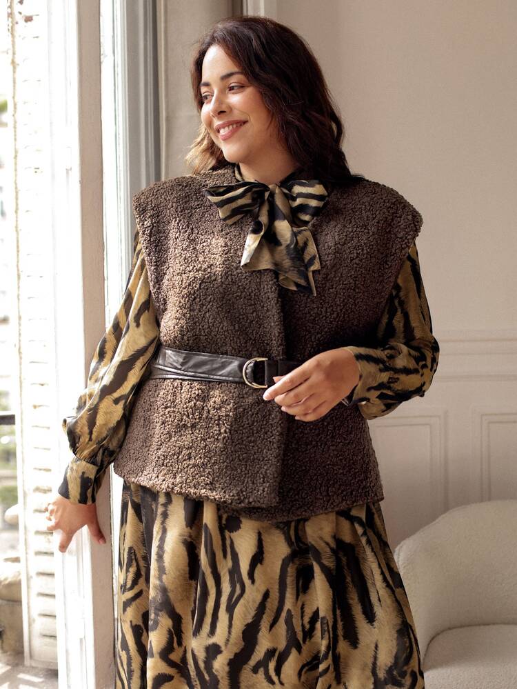 SHEIN Plus Sleeveless Teddy Coat With Belt - Chocolate Brown - View 4