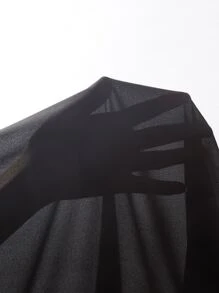 SHEIN Clasi Plus Keyhole Neck Scalloped Laser Cut Sleeve Top - Black - View 6