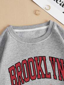 INAWLY Letter Graphic Thermal Lined Sweatshirt