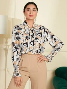 Modelyn 幾何印花繫帶領荷葉袖上衣和褲子 - 彩色 - 查看 5