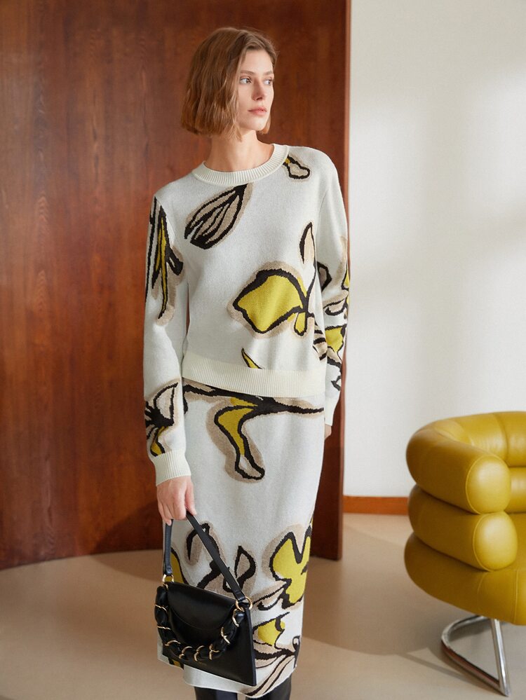 MOTF PREMIUM Jersey floral regular - Blanco - Añade 7