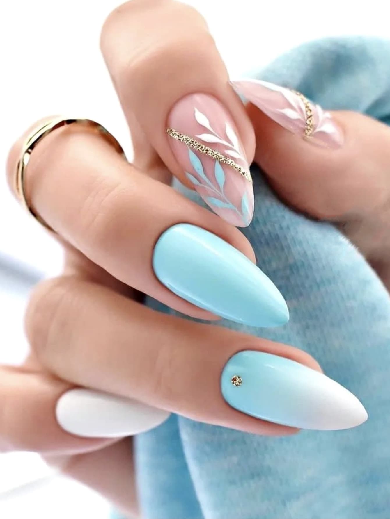 Get Glamorous With 24Pcs Long Almond Sky Blue Rhinestone Golden Edge Leaf Pattern Fake Nail & 1Sheet Tape & 1Pc Nail File Press On Nails Nail Supplies Nails - Multicolor - View 1