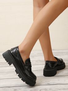 Minimalist Flatform Penny Loafers - Black - View 5