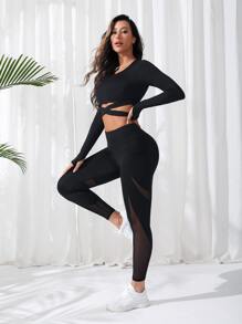 Yoga Sxy 素色交叉T恤和嵌入網紗緊身打底褲運動套裝 - 黑色 - 查看 4