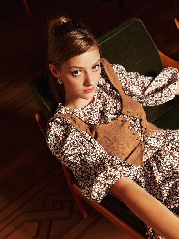 SHEIN MOD Lace Up Crop Tank Top - Khaki - View 1